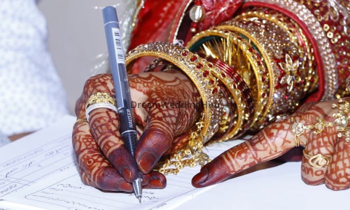 Arifa Mehandi Artist